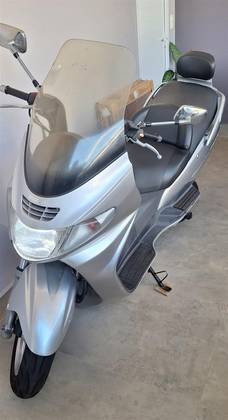 SUZUKI BURGMAN 400 SUZUKI BURGMAN 400